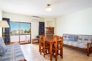Standard Apartment (Balcony)