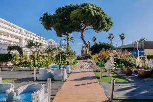 Hotel MUTHU CLUBE PRAIA DA OURA wakacje