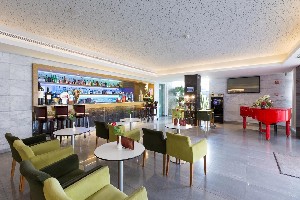 Hotel MUTHU CLUBE PRAIA DA OURA wakacje