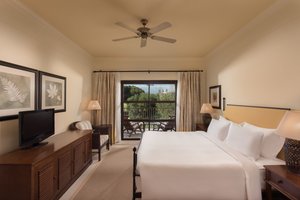 3 Bedroom Residence Apartment (Resort View, Balcon