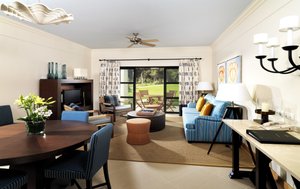 3 Bedroom Residence Apartment (Resort View, Balcon