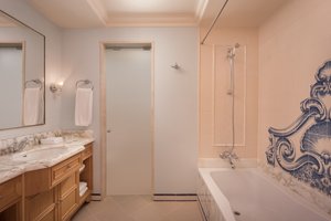 3 Bedroom Residence Apartment (Resort View, Balcon