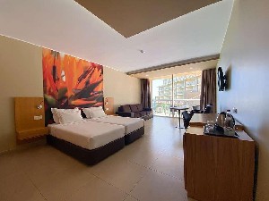 Hotel THE VIEWS OASIS wakacje