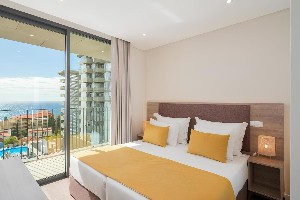 Hotel MONUMENTAL PLAZA BY PETIT HOTELS wakacje