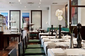 Hotel FLEMINGS WIEN-STADTHALLE wakacje