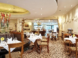 Hotel GRAND HOTEL WIEN wakacje