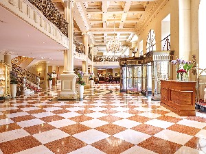 Hotel GRAND HOTEL WIEN wakacje