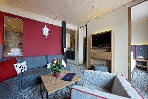Hotel FALKENSTEINER FAMILIENHOTEL SONNENALPE  SE SKIPASEM wakacje