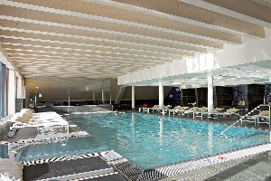 Hotel FALKENSTEINER FAMILIENHOTEL SONNENALPE  SE SKIPASEM wakacje