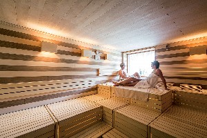 Hotel FALKENSTEINER FAMILIENHOTEL SONNENALPE  SE SKIPASEM wakacje