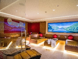 Hotel KURHOTEL ÖSTERREICHISCHER HOF wakacje