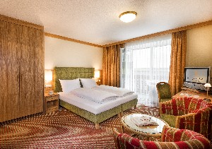 Hotel KURHOTEL ÖSTERREICHISCHER HOF wakacje