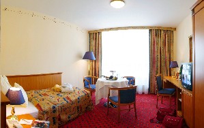 Hotel THERMAL RESORT HOTEL ELISABETHPARK wakacje