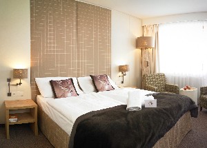 Hotel DAS ALPENHAUS KAPRUN wakacje