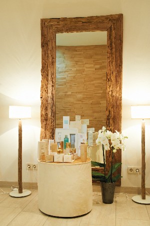 Hotel DAS ALPENHAUS KAPRUN wakacje