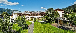 Hotel DAS ALPENHAUS KAPRUN wakacje