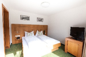 Hotel DER WALDHOF wakacje