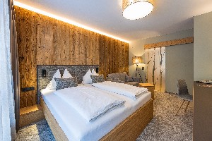 Hotel DER WALDHOF wakacje