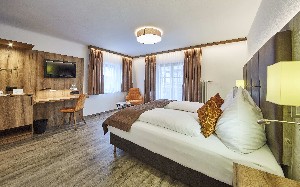 Hotel RÖMERHOF wakacje