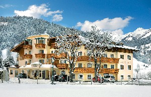 Hotel FERIENWELT KRISTALL wakacje