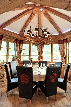 Hotel FAMILIEN- UND WELLNESSHOTEL DER HANNESHOF - DAS MONTANA wakacje