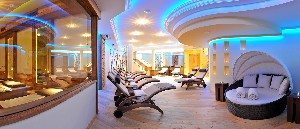 Hotel FAMILIEN- UND WELLNESSHOTEL DER HANNESHOF - DAS MONTANA wakacje