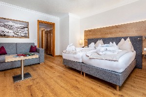 Hotel UNTERHOF wakacje