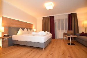 Hotel UNTERHOF wakacje