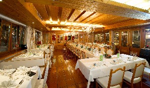 Hotel UNTERHOF wakacje