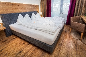 Hotel UNTERHOF wakacje