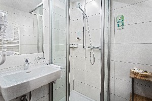 Hotel UNTERHOF wakacje