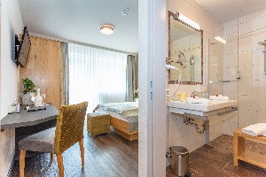 Hotel ALMRAUSCH wakacje