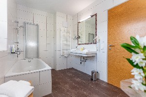 Hotel ALMRAUSCH wakacje