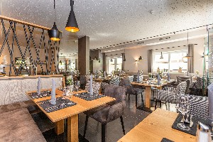 Hotel ALMRAUSCH wakacje