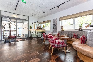 Hotel ALMRAUSCH wakacje