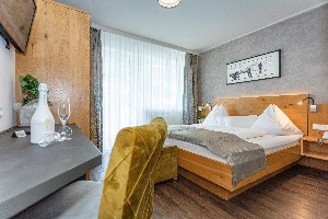 Hotel ALMRAUSCH wakacje