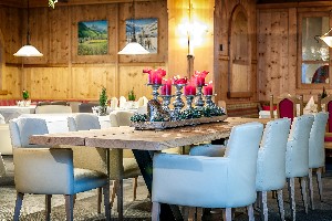 Hotel DAS NEUHAUS wakacje