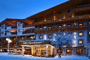 Hotel JUFA ALPENHOTEL SAALBACH wakacje