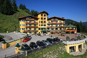 Hotel GUT RAUNERHOF wakacje