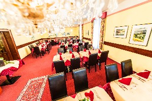 Hotel NEUE POST wakacje