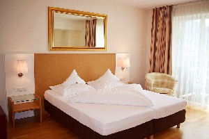 Hotel MALERHAUS wakacje