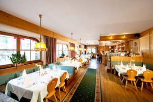 Hotel FERIENHOTEL ALPENHOF wakacje