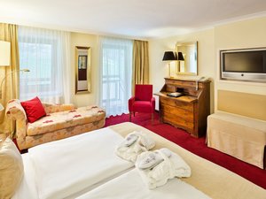 Hotel LEBENBERG SCHLOSSHOTEL wakacje