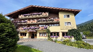 Hotel PARKHOTEL KIRCHBERG wakacje