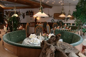 Hotel DER KIRCHENWIRT wakacje