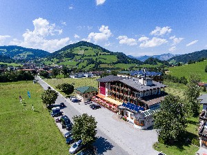 Hotel HARMONY HOTEL HARFENWIRT wakacje