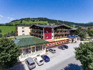 Hotel HARMONY HOTEL HARFENWIRT wakacje