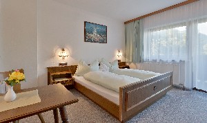 Hotel GÄSTEHAUS MAXIMILIAN wakacje