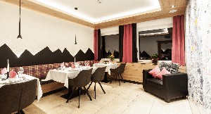 Hotel FIRST MOUNTAIN HOTEL ÖTZTAL wakacje