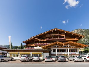 Hotel ALPHOF wakacje